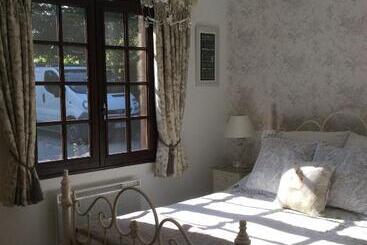 مبيت وإفطار Spruce Lake