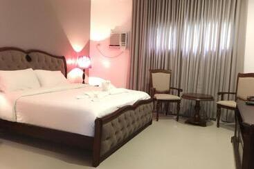 Отель Calape Forest Resort