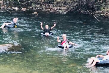 בית מלון כפרי Khao Sok Bed And Breakfast