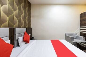 Hotel Shree Balaji Palace By Oyo Rooms