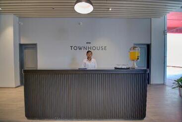 فندق Townhouse Somani Tc