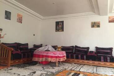 پانسیون Gîte Boukhayou