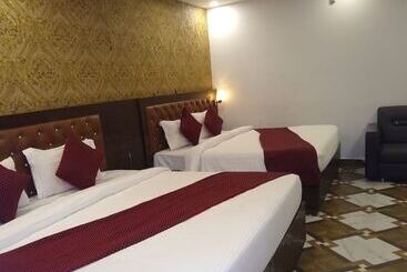 Se Hotel Grand Aryavart