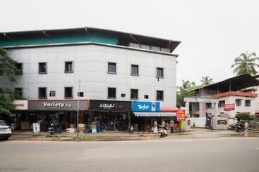 酒店 Spot On 49545 Sangamam Tourist Home