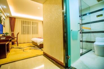 Yue Shang Boutique Holiday Inn