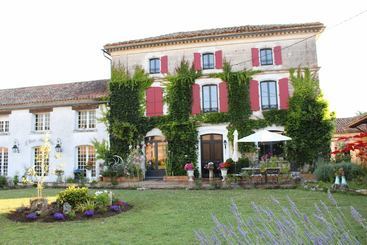 住宿加早餐  L'oree Des Bois