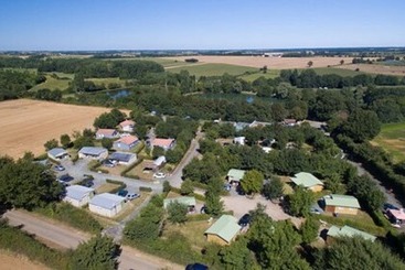 ホテル Camping Les Rulières