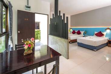 فندق Modern Resort At Naiyang