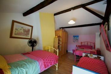 קוטג'' La Chandurière Gites