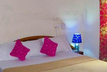 بنسيون St Mary S At Hills Guest House