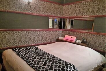 فندق C Heaven   Adults Only