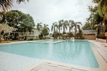 호텔 Estancia De Lorenzo Tarlac