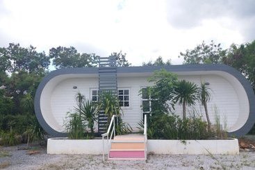 Hotel Monrak Lamtakong Resort