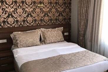 ホテル Senturkler Suite