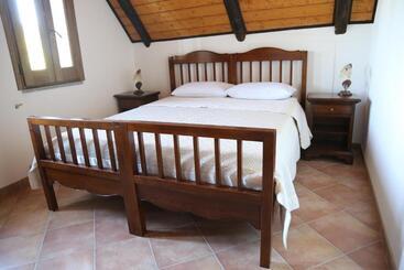 茅舍 Agriturismo Pirara