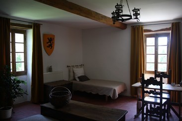 تختخواب و صبحانه L Auberge Médiévale Maison D Hôtes