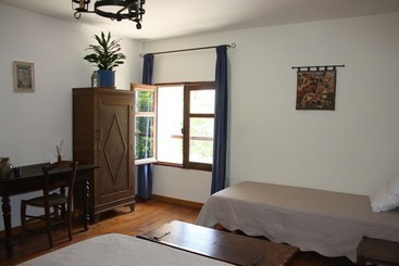 تختخواب و صبحانه L Auberge Médiévale  Maison D Hôtes