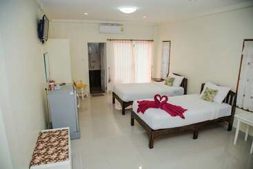 בית מלון כפרי Baan Thip