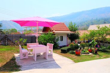 Отель Baan Waraporn Resort