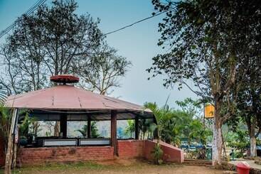 酒店 Dandeli Rangers Camp