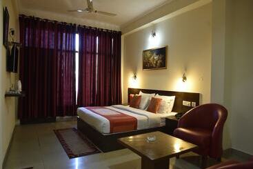 Отель Neovedic Resort By Oyo Rooms