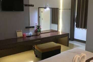 בית מלון כפרי Safe House Phatthalung Resort