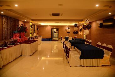 호텔 Ts Royal Grand Attibele, Hosur