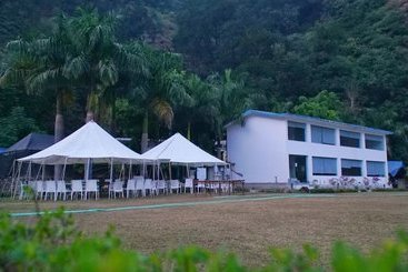 Отель Vna Resort