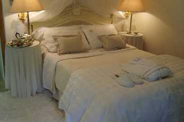 פנסיון Emerald Guest House Springs