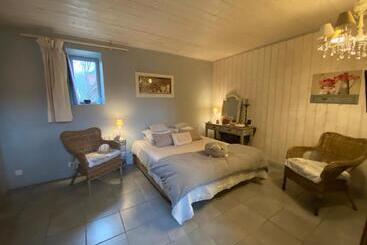 민박 Maison D Hôtes La Rose Laitière