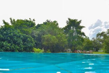 فندق Bogala Village Eco Resort