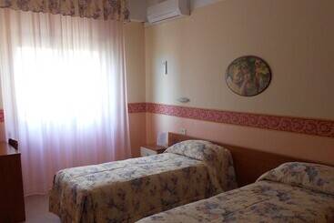 בית מלון כפרי De La Ville