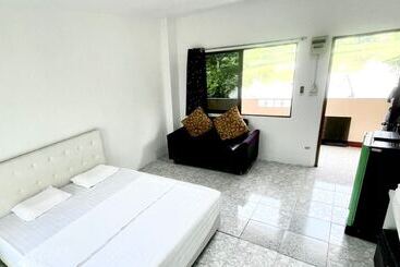 בית מלון כפרי Jv Place