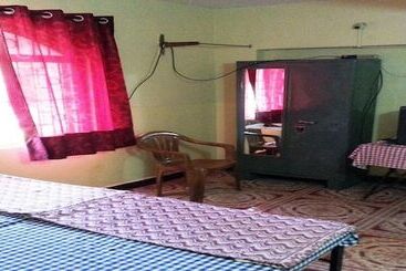 בית מלון כפרי Room Maangta 315   Porvorim Goa