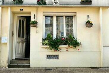 مبيت وإفطار Maison Le Trèfle