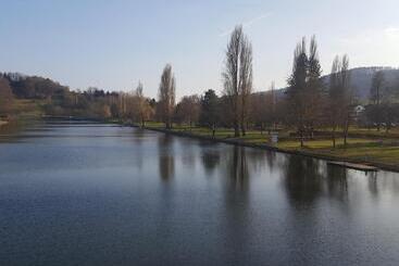 酒店 Landgasthof Ralinger Hof