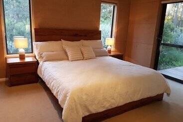 별장 Jarrah Grove Forest Retreat   Adults Only