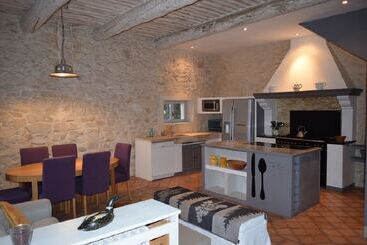 Пансион La Bastide Des Amouriers