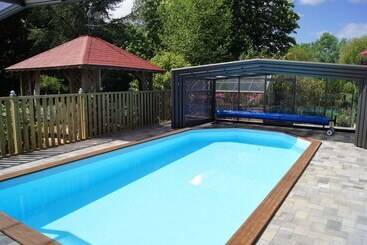 펜션 Le Paddock Du Val De Lys