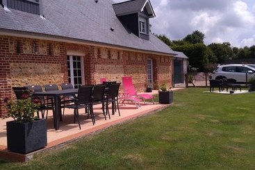 مبيت وإفطار Chez Arnaud Et Emilie