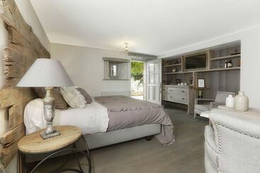 住宿加早餐  La Mandrélie   La Chambre