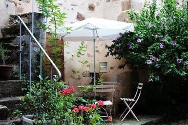 ベッドアンドブレックファースト Le Portail