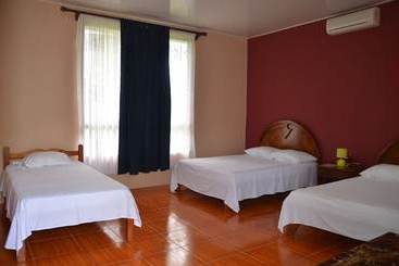 Отель Lumbres Del Arenal Cabinas Y Villas