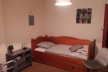 بنسيون Les 2 Granges Chambre D Hôtes