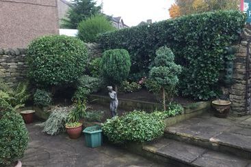 Taylors Bed And Breakfast