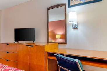 فندق Econo Lodge