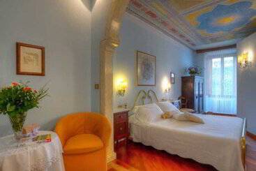 בית מלון כפרי Residenza In Farnese