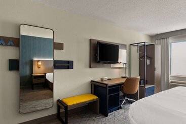 فندق Comfort Inn & Suites Ashland – Richmond North