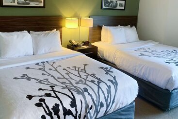 ホテル Sleep Inn & Suites Queensbury  Lake George