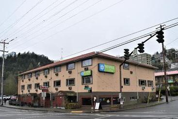 Surestay Hotel By Best Western Portland City Center